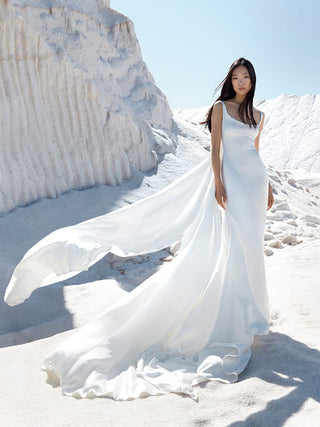 Pronovias Atelier