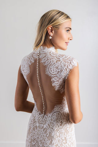 Uma Gown-Sample Wedding Gowns-Watters-S-Rituals of Love-Vancouver Canada