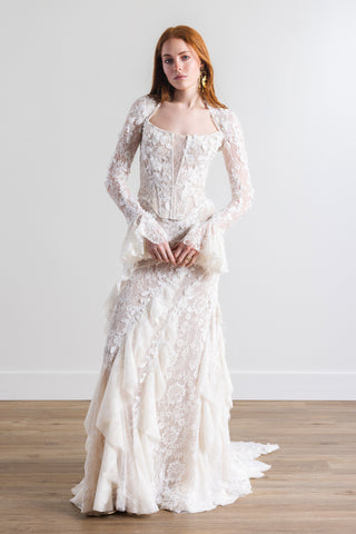 Echo Gown-Sample Wedding Gowns-Watters-S-Rituals of Love-Vancouver Canada