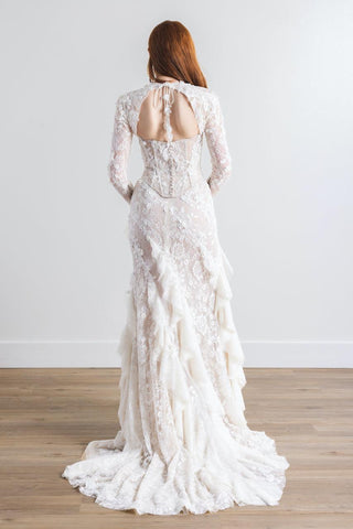 Echo Gown-Sample Wedding Gowns-Watters-S-Rituals of Love-Vancouver Canada