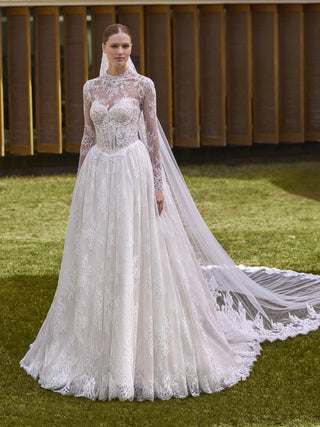 Betje Gown-Wedding Gowns-Pronovias-Rituals of Love-Vancouver Canada