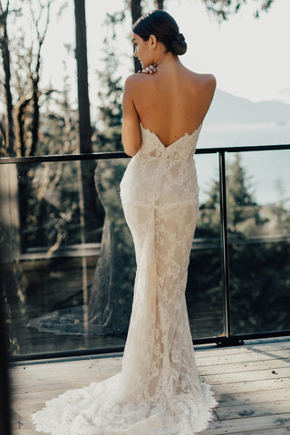 Brandy Gown-Sample Wedding Gowns-Dan Jones-Rituals of Love-Vancouver Canada