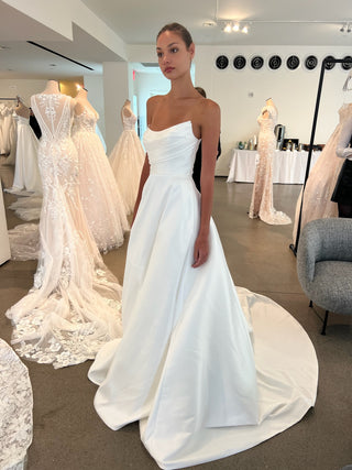 Keoni Gown-Sample Wedding Gowns-Pronovias-Rituals of Love-Vancouver Canada