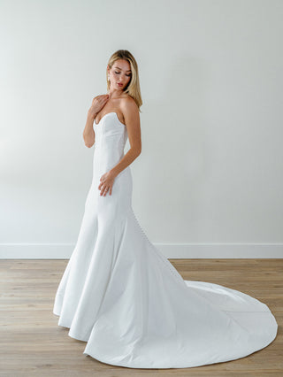 Loulou Gown-Sample Wedding Gowns-Watters-S-Rituals of Love-Vancouver Canada