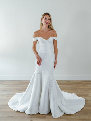 Loulou Gown-Sample Wedding Gowns-Watters-S-Rituals of Love-Vancouver Canada