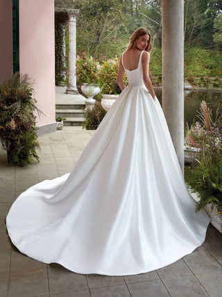 Nolina Gown-Sample Wedding Gowns-Nicole Milano-Rituals of Love-Vancouver Canada