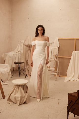 Majeur Gown-Sample Wedding Gowns-Olya-Rituals of Love-Vancouver Canada