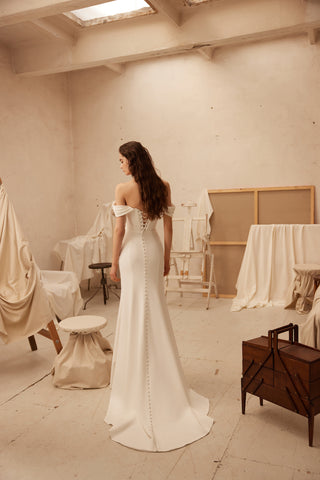 Majeur Gown-Sample Wedding Gowns-Olya-Rituals of Love-Vancouver Canada