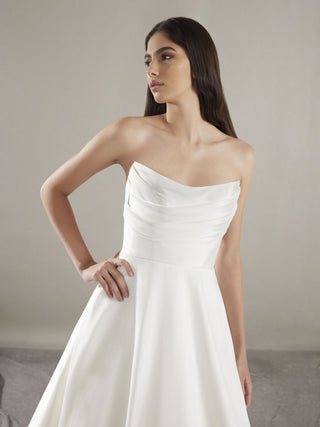Keoni Gown-Sample Wedding Gowns-Pronovias-Rituals of Love-Vancouver Canada