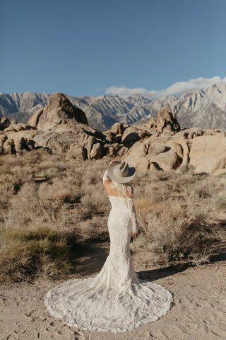 Ren Gown-Wedding Gowns-Daughters of Simone-Rituals of Love-Vancouver Canada