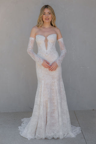 Clair Gown-Wedding Gowns-Watters-Rituals of Love-Vancouver Canada
