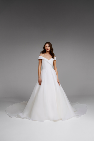 Farrah Gown-Wedding Gowns-Pronovias-Rituals of Love-Vancouver Canada