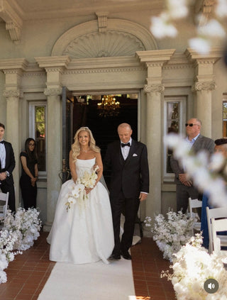 Valley Gown-Wedding Gowns-Pronovias-Rituals of Love-Vancouver Canada