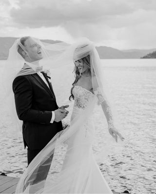 Sureau Lace Gloves-Bridal Sleeves-Vera Wang-Rituals of Love-Vancouver Canada