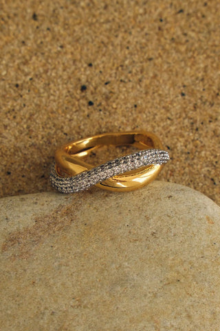 Mateo Ring-Rings-Amber Sceats-Rituals of Love-Vancouver Canada