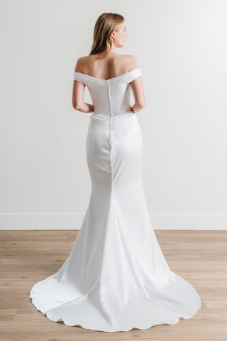 Gisele Gown-Wedding Gowns-Watters-Rituals of Love-Vancouver Canada
