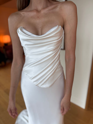 Swoon Gown-Wedding Gowns-Newhite-Rituals of Love-Vancouver Canada