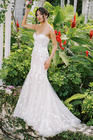 Georgie Gown-Wedding Gowns-Willowby by Watters-Rituals of Love-Vancouver Canada