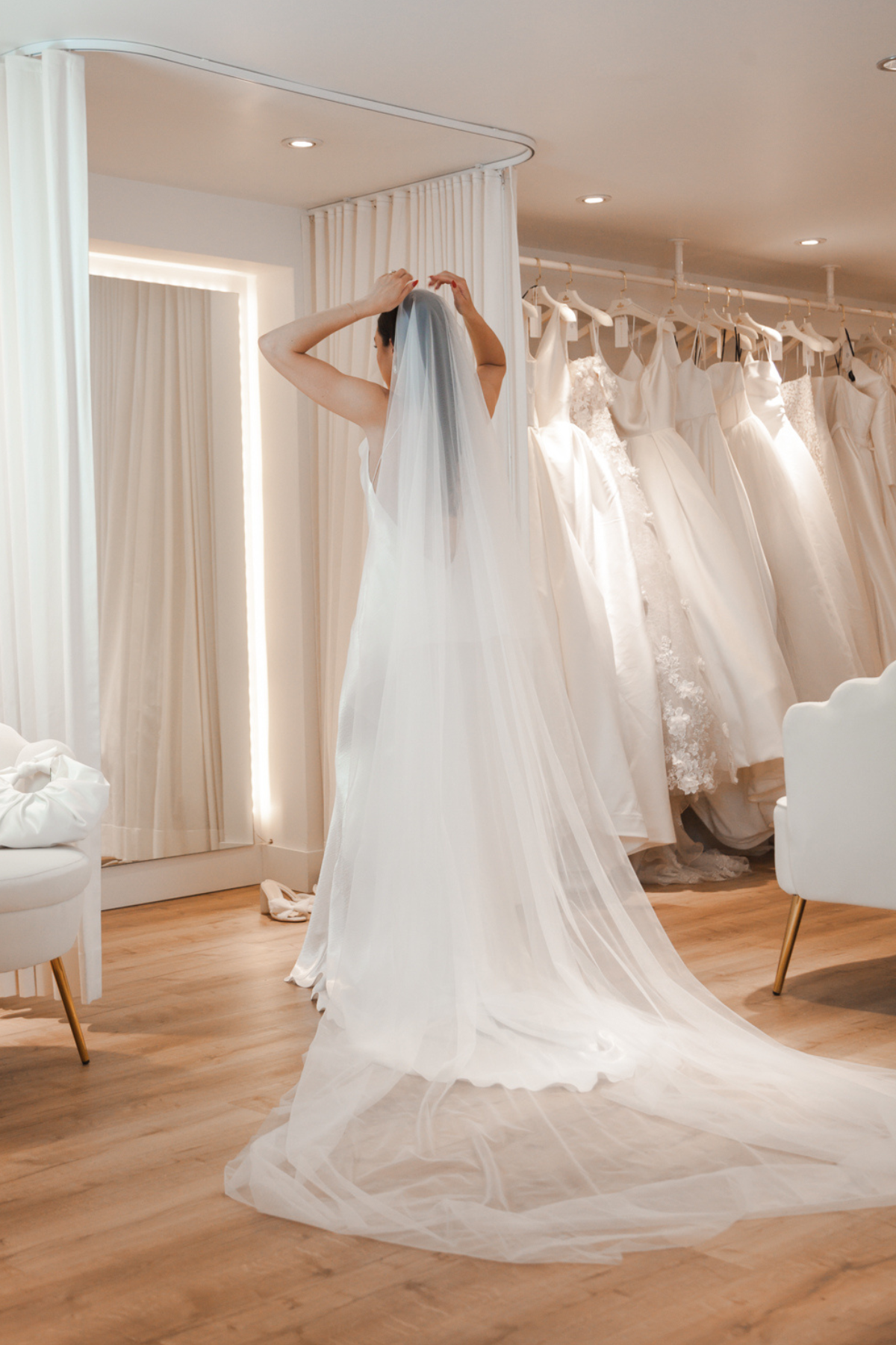 Classic tulle veil with long blusher