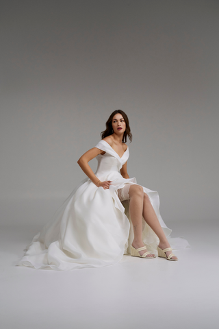 Farrah Gown-Wedding Gowns-Pronovias-Rituals of Love-Vancouver Canada