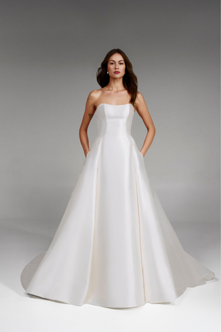 Jory Gown-Wedding Gowns-Pronovias-Rituals of Love-Vancouver Canada