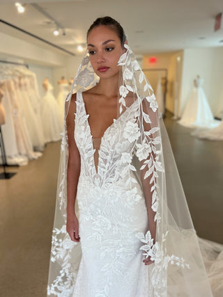 V-LA46-Veils-Pronovias-Rituals of Love-Vancouver Canada