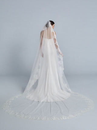 V-2033 Veil-Veils-Pronovias-Rituals of Love-Vancouver Canada