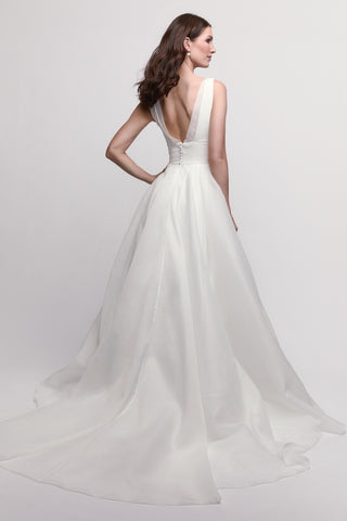 Begonia Gown-Sample Wedding Gowns-Watters-S-Rituals of Love-Vancouver Canada