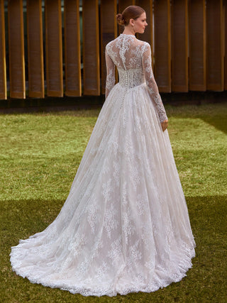 Betje Gown-Wedding Gowns-Pronovias-Rituals of Love-Vancouver Canada