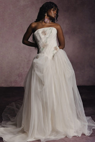Brooke Gown-Wedding Gowns-Rue de Seine-Rituals of Love-Vancouver Canada