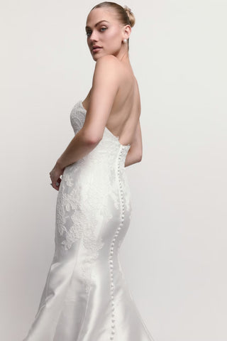 Corine Gown-Wedding Gowns-Watters-Rituals of Love-Vancouver Canada