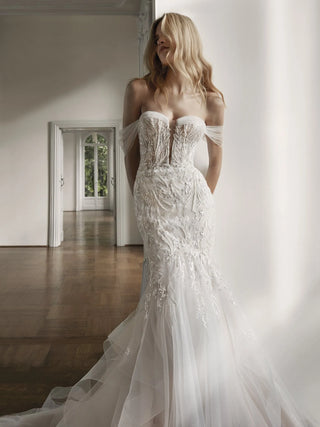 Elowen Gown-Wedding Gowns-Nicole Milano-Rituals of Love-Vancouver Canada