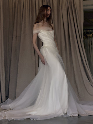 Elou Gown-Wedding Gowns-Newhite-Rituals of Love-Vancouver Canada