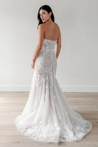 Georgie Gown-Wedding Gowns-Watters-Rituals of Love-Vancouver Canada