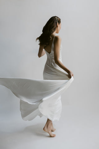 Halo Gown-Sample Wedding Gowns-Rituals Ceremonials-4 US-Rituals of Love-Vancouver Canada