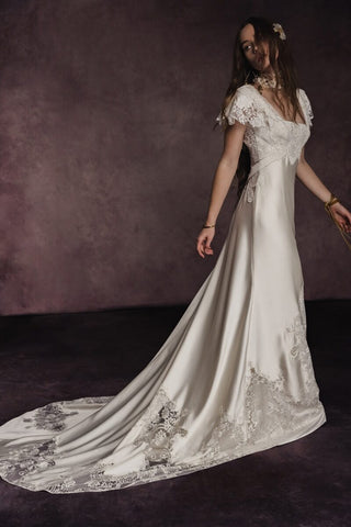 Hazel Gown-Wedding Gowns-Rue de Seine-Rituals of Love-Vancouver Canada