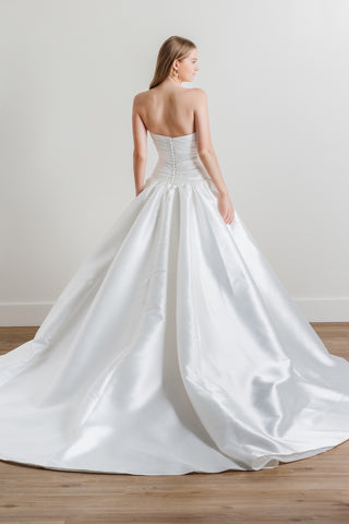Leighton Gown-Wedding Gowns-Watters-Rituals of Love-Vancouver Canada