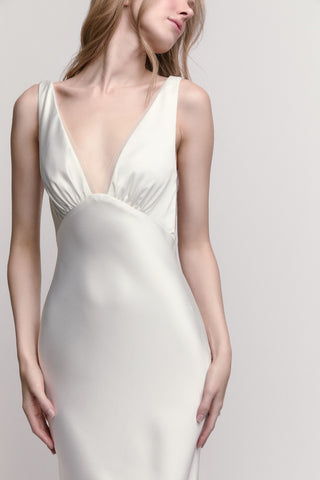 Louisa Gown-Wedding Gowns-Watters-Rituals of Love-Vancouver Canada