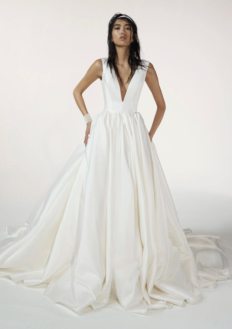 Designer wedding dresses vera wang best sale