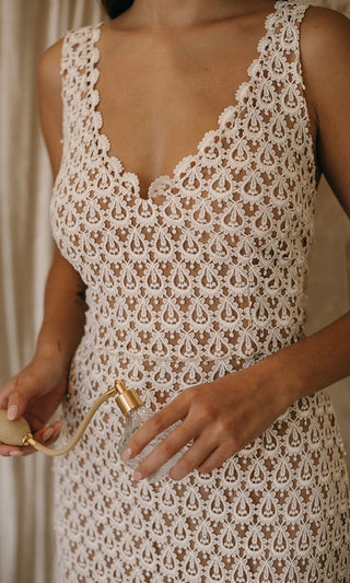 Nev Gown-Wedding Gowns-Daughters of Simone-Rituals of Love-Vancouver Canada