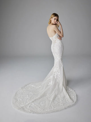 Nuage Gown-Wedding Gowns-Pronovias-Rituals of Love-Vancouver Canada