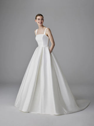 Rosamund Gown-Wedding Gowns-Pronovias-Rituals of Love-Vancouver Canada