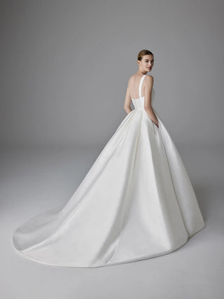 Rosamund Gown-Wedding Gowns-Pronovias-Rituals of Love-Vancouver Canada