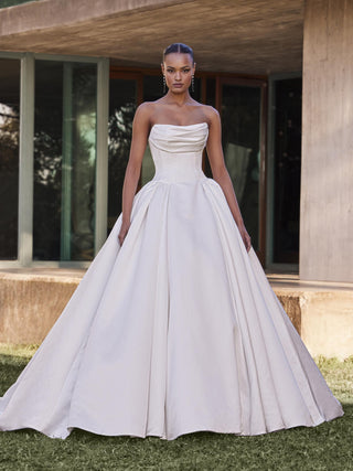 Cillian Gown-Wedding Gowns-Pronovias-Rituals of Love-Vancouver Canada
