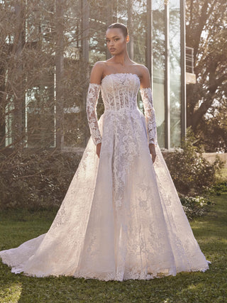 Dabri Gown-Wedding Gowns-Pronovias-Rituals of Love-Vancouver Canada
