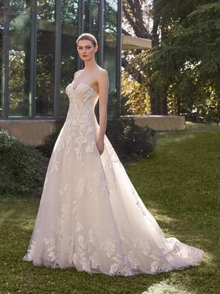 Delicate Gown-Wedding Gowns-Pronovias-Rituals of Love-Vancouver Canada
