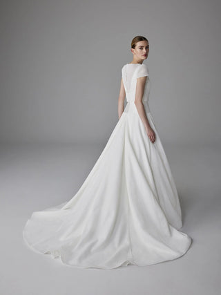 Gallia Gown-Wedding Gowns-Pronovias-Rituals of Love-Vancouver Canada