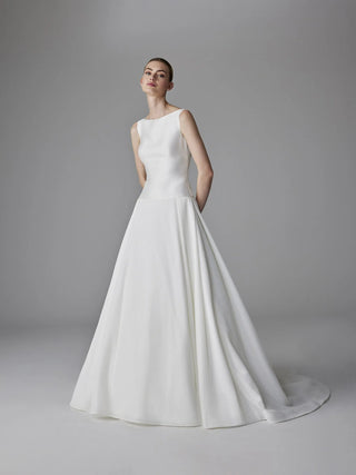 Gallia Gown-Wedding Gowns-Pronovias-Rituals of Love-Vancouver Canada