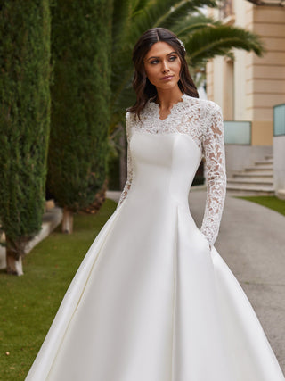 Jory Jacket-Bridal Sleeves-Pronovias-Rituals of Love-Vancouver Canada