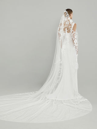 V-LA46-Veils-Pronovias-Rituals of Love-Vancouver Canada